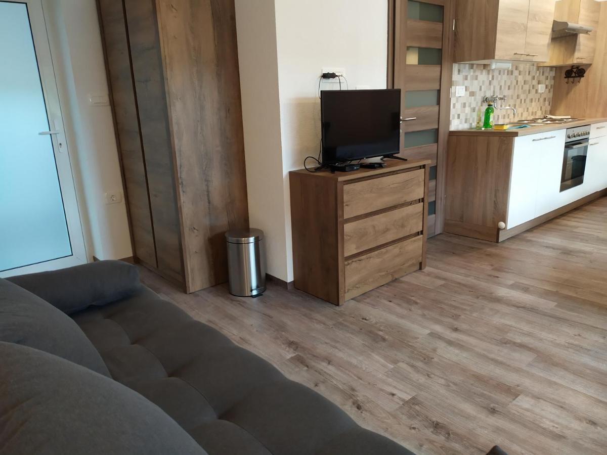 Gostilna Ulcar Hotel Ig Kültér fotó