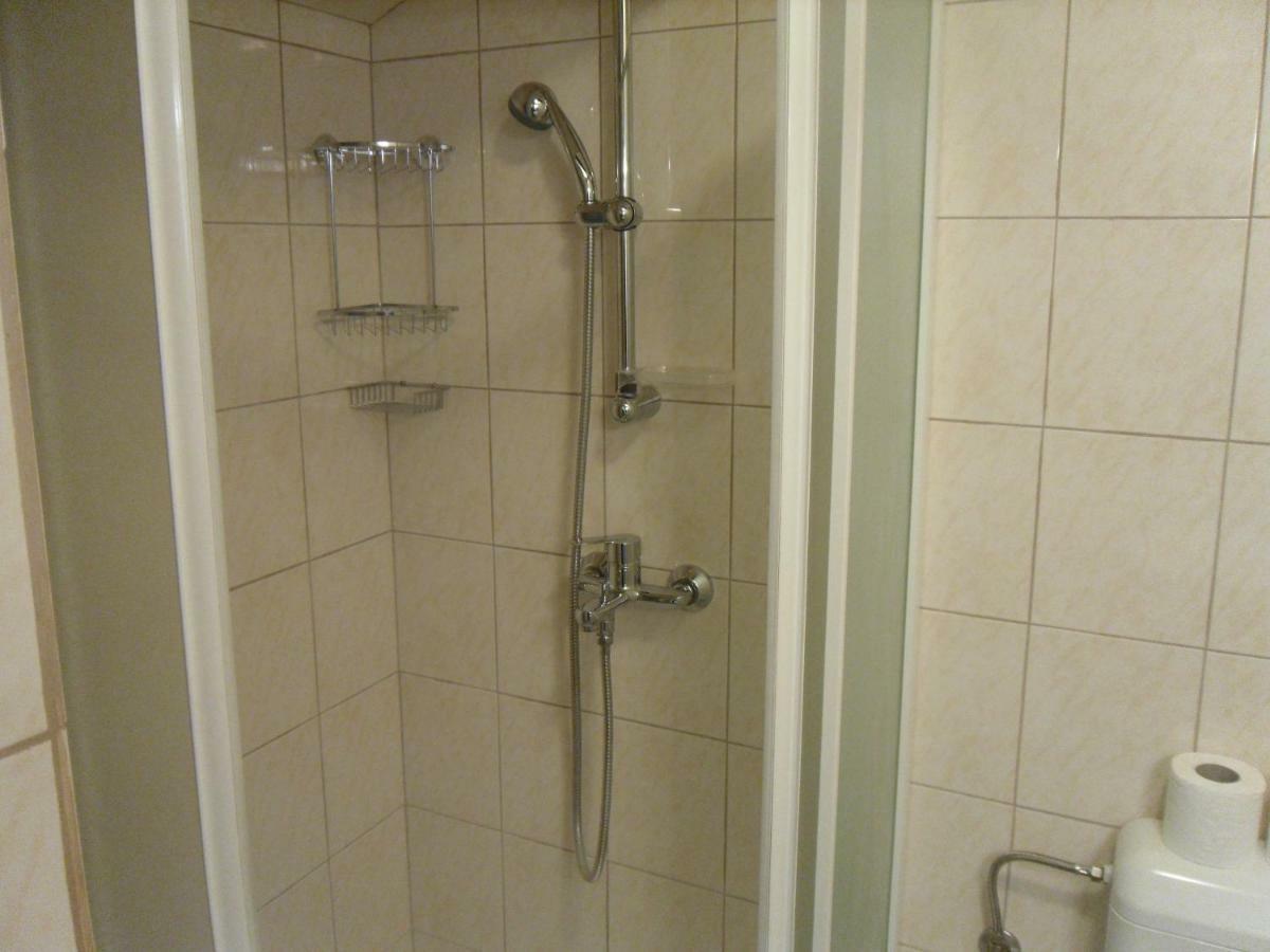 Gostilna Ulcar Hotel Ig Kültér fotó