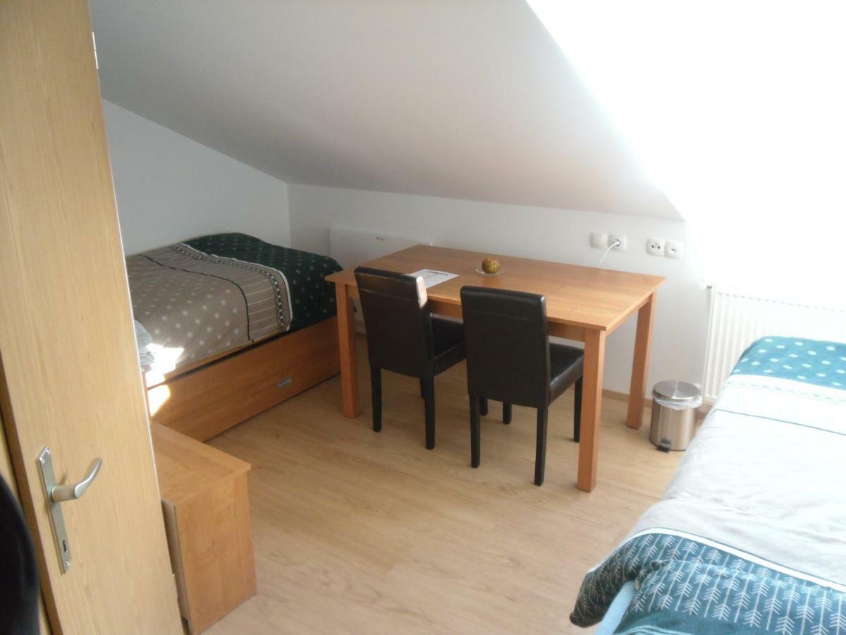 Gostilna Ulcar Hotel Ig Kültér fotó