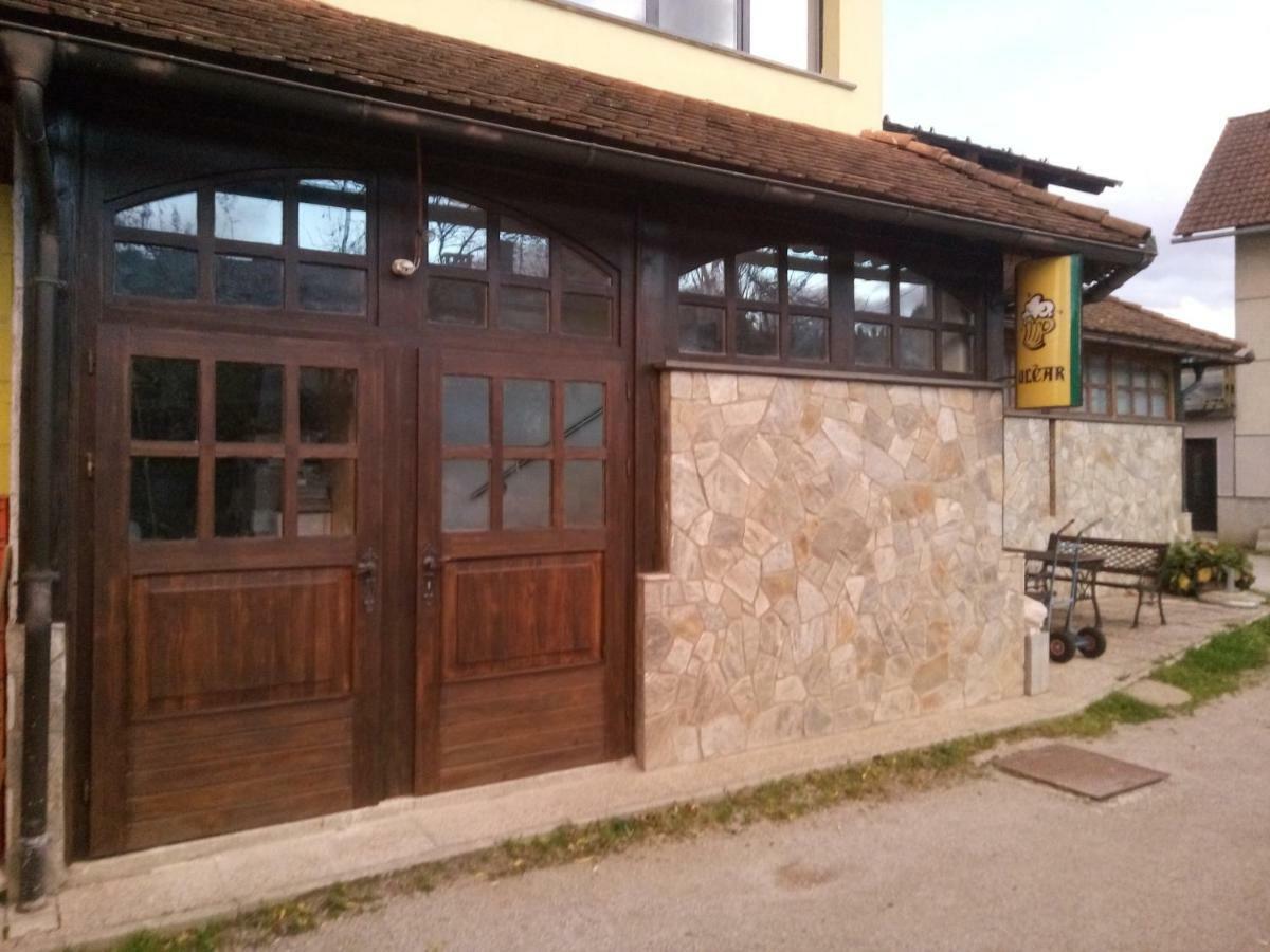 Gostilna Ulcar Hotel Ig Kültér fotó